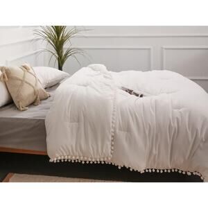 FULL XL 84 X 94 Comforter - Comforter with Ball Pom Fringe White New w/o Box